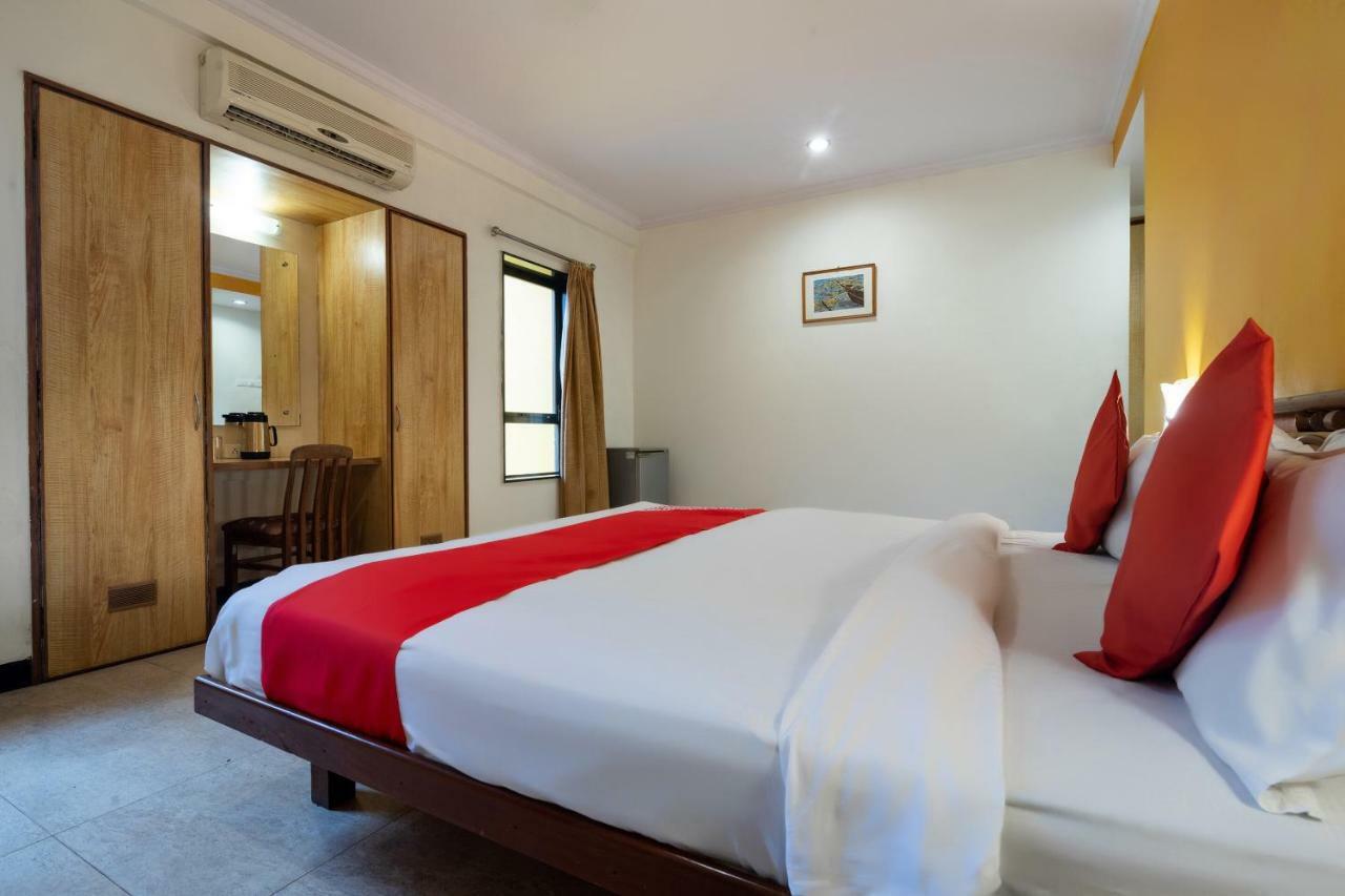 Oyo 44695 Hotel Mango Sawantwadi Экстерьер фото