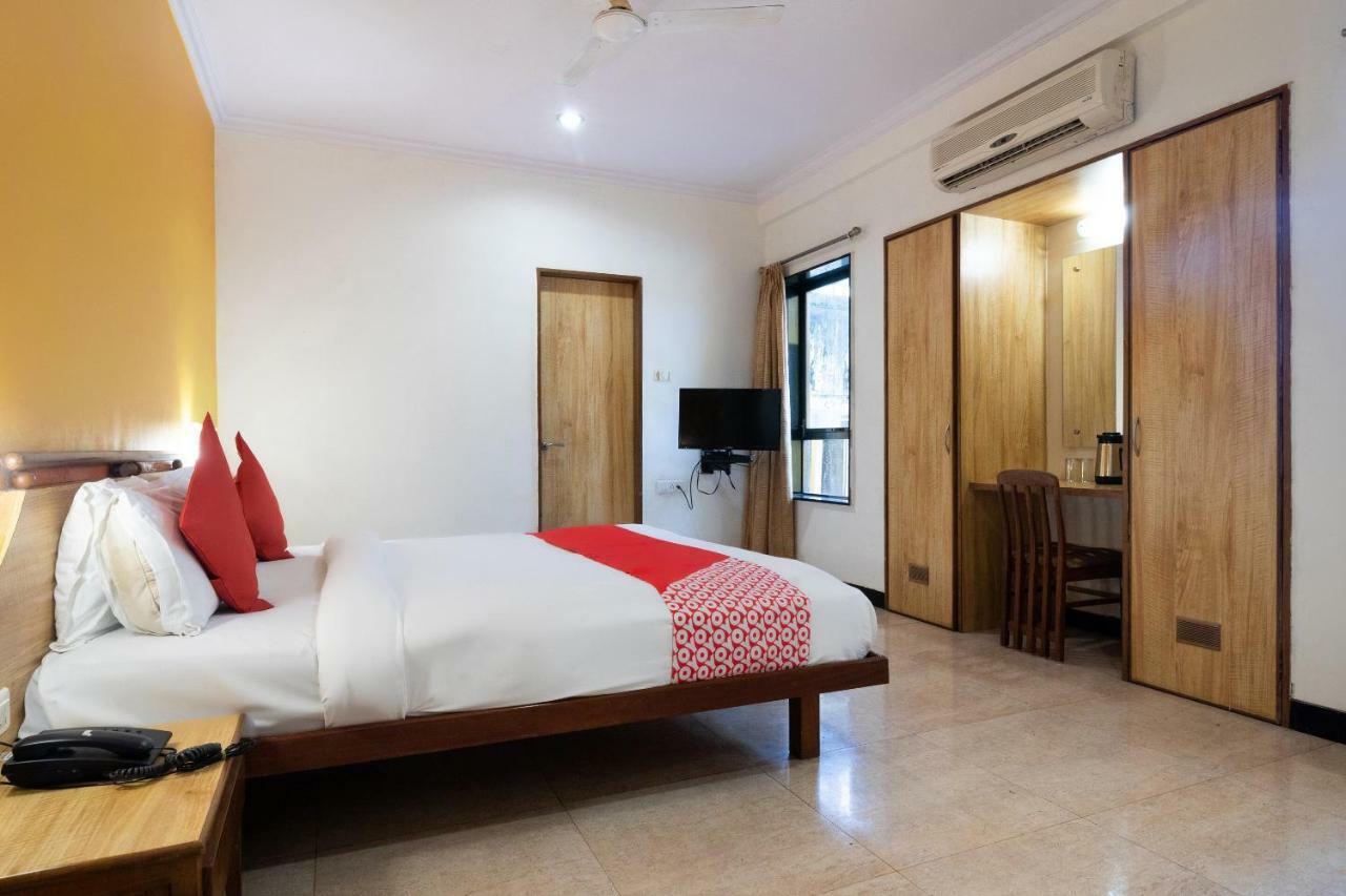 Oyo 44695 Hotel Mango Sawantwadi Экстерьер фото