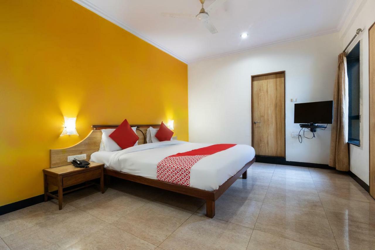 Oyo 44695 Hotel Mango Sawantwadi Экстерьер фото